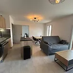 Gall Naia Apartman *